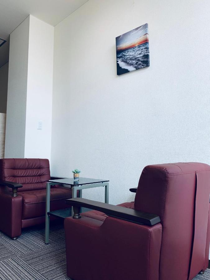 ひまわり 向日葵 Himawari Apartment